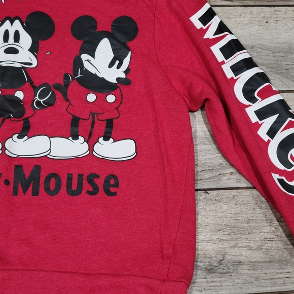 Vtg Disney red Mickey 2XL sweatshirt spellout sleeve - Picture 6 of 8